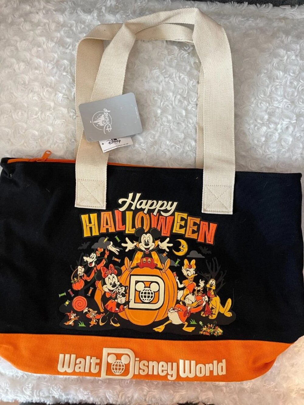 Disney World WDW 2026 Mickey & Friends Halloween Canvas Tote Bag NWT